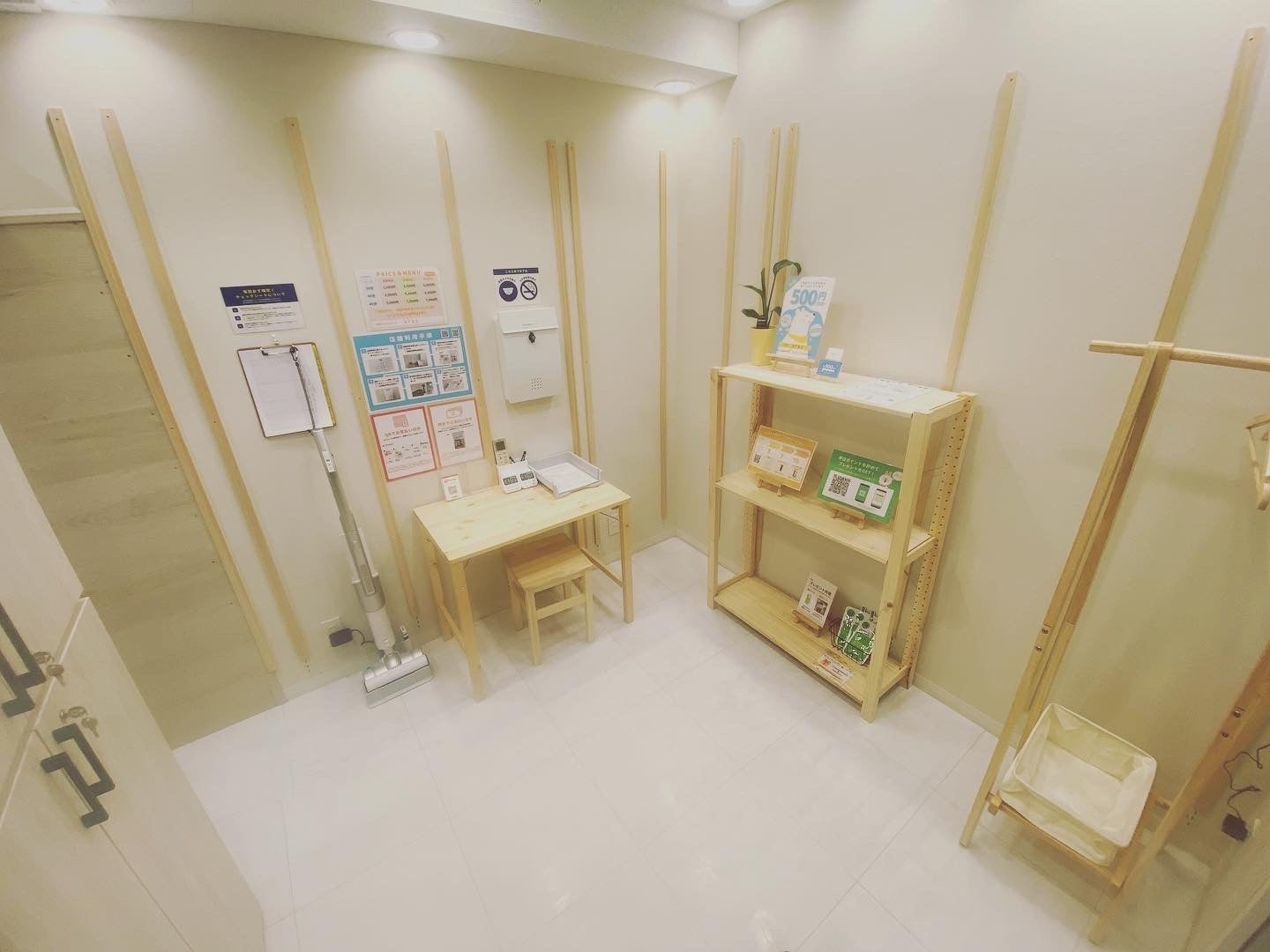 多摩市に話題の無人脱毛サロンがオープン！ - セルフ脱毛サロンONESELF(ワンセルフ)のサブ画像5_無人の店内