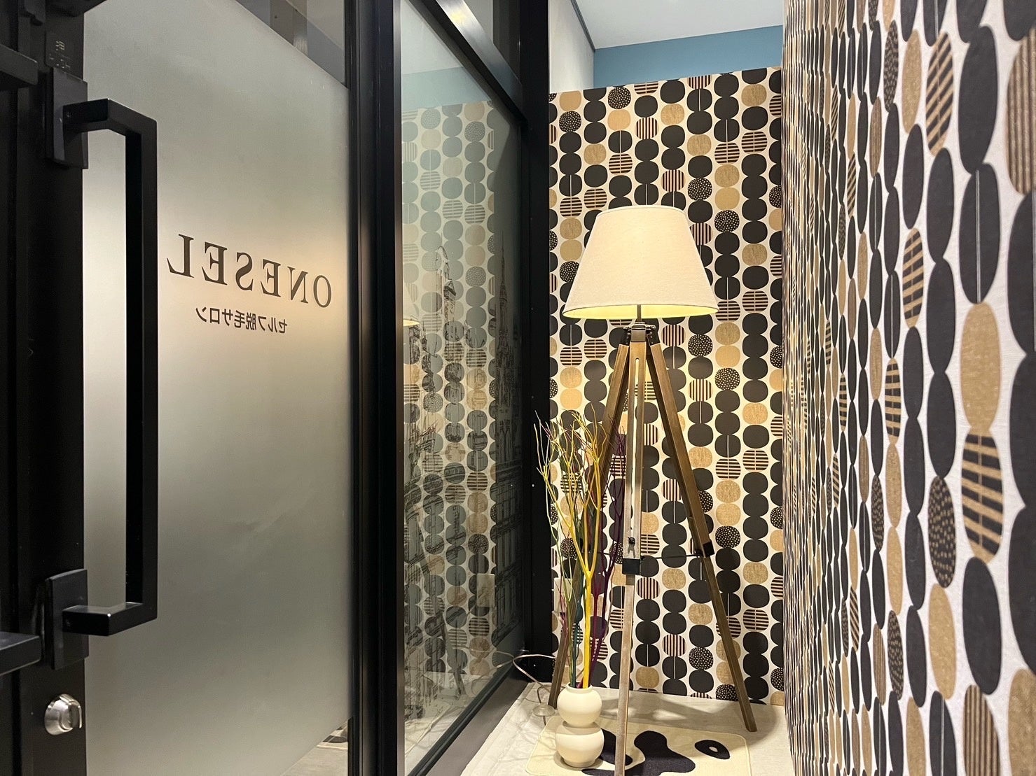 【群馬県2店舗目】前橋市に話題の無人脱毛サロンがオープン！ - セルフ脱毛サロンONESELF(ワンセルフ)のサブ画像4_店内