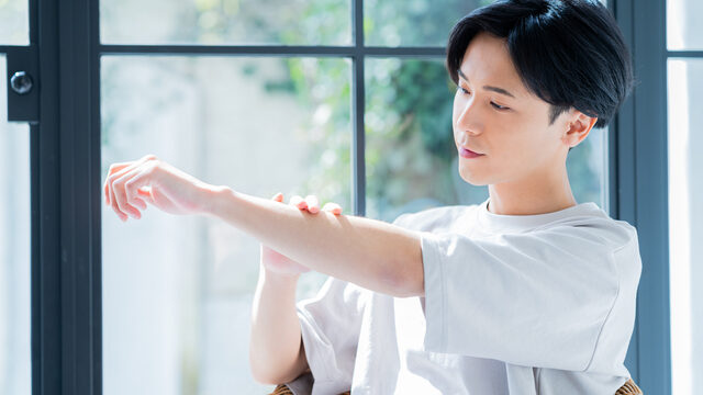 【減毛に関する調査】5割以上が毛深いことが悩みと回答。減毛をしている理由とは？のメイン画像