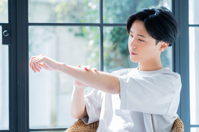 【減毛に関する調査】5割以上が毛深いことが悩みと回答。減毛をしている理由とは？のメイン画像